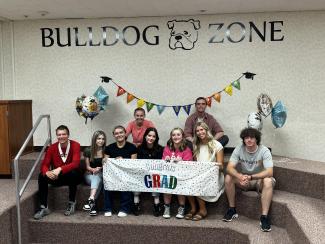 Graduating Bulldogs